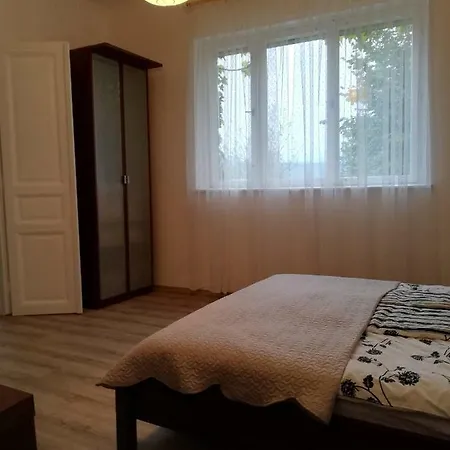 Pozsonyi Vendeghaz Feriehus *